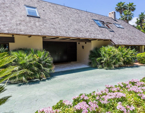 Villa en alquiler a corta temporada en Rio Real, Marbella Este