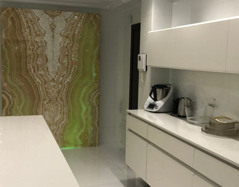 Villa en alquiler a corta temporada en Rio Real, Marbella Este