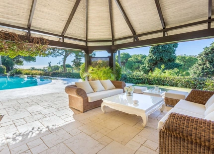 Villa for short term rent in Rio Real, Marbella East
