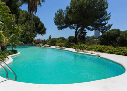 Villa for short term rent in Rio Real, Marbella East