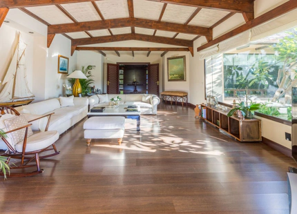 Villa for short term rent in Rio Real, Marbella East