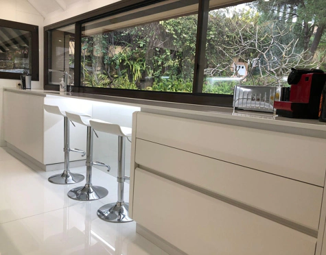Villa en alquiler a corta temporada en Rio Real, Marbella Este