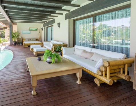 Villa en alquiler a corta temporada en Rio Real, Marbella Este