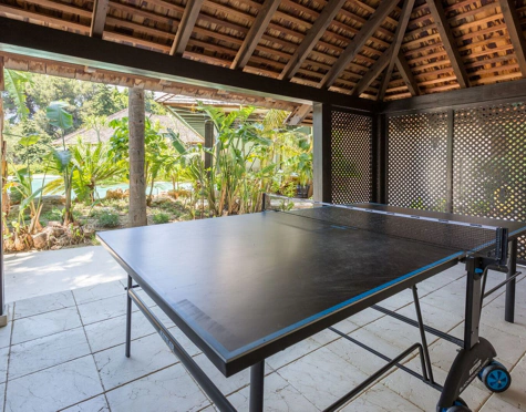 Villa en alquiler a corta temporada en Rio Real, Marbella Este