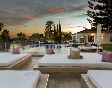 Villa for sale in Elviria, Marbella Este