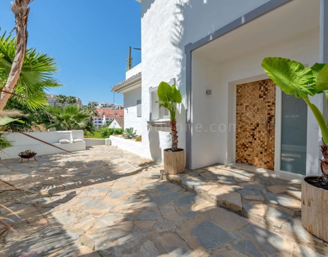 Villa for sale in Marbella - Puerto Banus