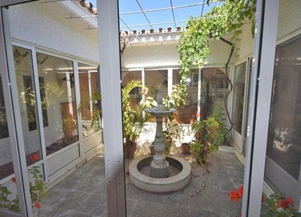 Villa en venta en Estepona