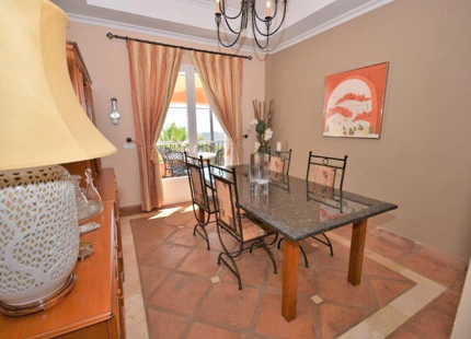 Villa for long term rent in Istan