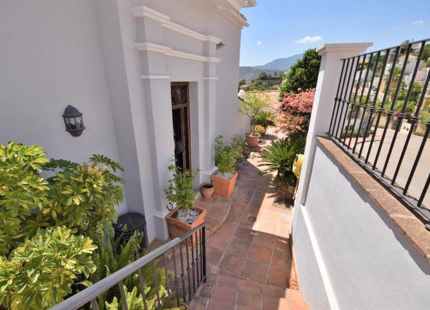 Villa for long term rent in Istan