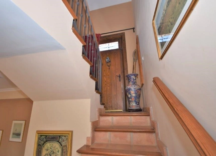 Villa for long term rent in Istan