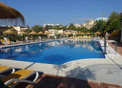 Apartamento en venta en Benahavis