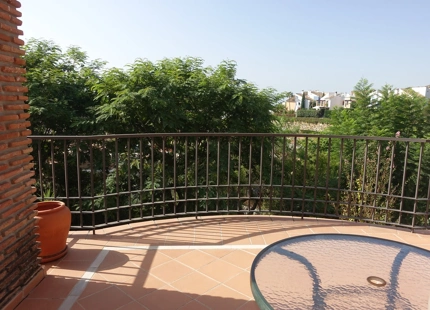 Apartamento en venta en Benahavis