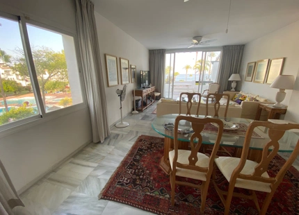 Ático en alquiler a corta temporada en Alcazaba Beach, Estepona Este