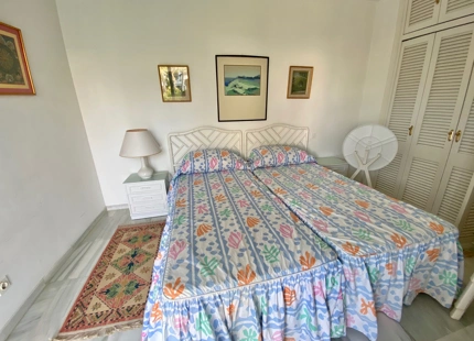 Ático en alquiler a corta temporada en Alcazaba Beach, Estepona Este