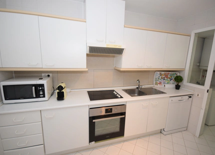 Apartamento en venta en Alcazaba Beach, Estepona Este