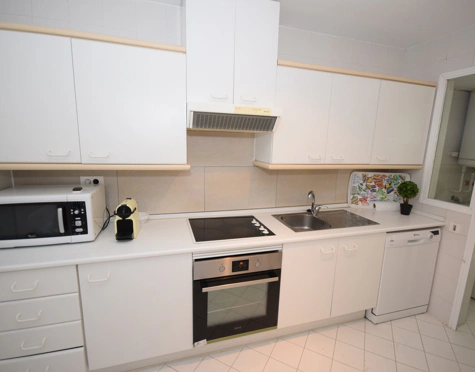 Apartment for sale in Alcazaba Beach, Estepona East