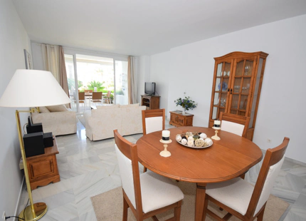 Apartamento en venta en Alcazaba Beach, Estepona Este