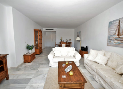 Apartamento en venta en Alcazaba Beach, Estepona Este