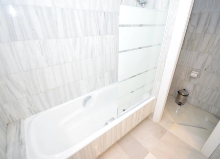 Apartamento en venta en Alcazaba Beach, Estepona Este