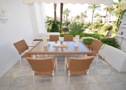 Apartamento en venta en Alcazaba Beach, Estepona Este