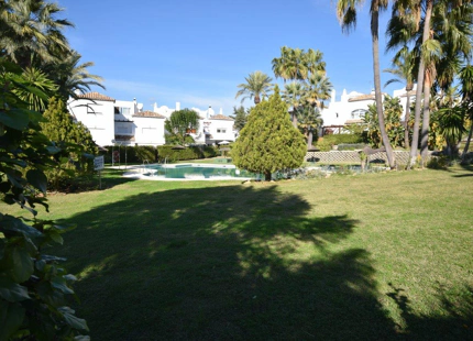 Adosado en alquiler larga temporada en El Padron, Estepona Este