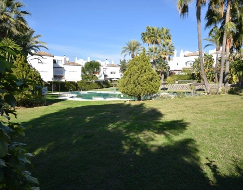 Town House for long term rent in El Padron, Estepona East