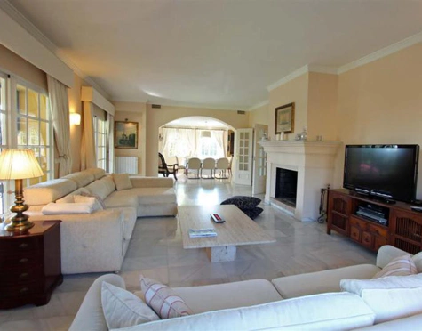 Villa en alquiler larga temporada en Nueva Andalucia, Marbella