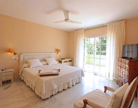 Villa en alquiler larga temporada en Nueva Andalucia, Marbella