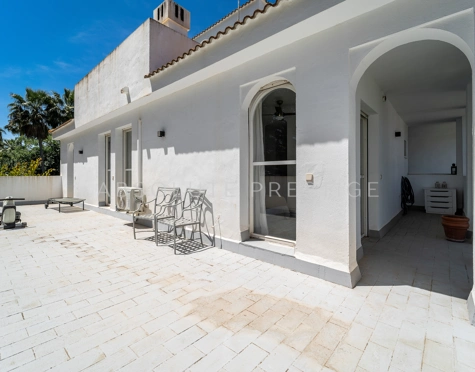 Villa for short term rent in Lagomar, Nueva Andalucia
