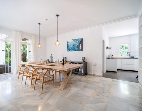 Villa for short term rent in Lagomar, Nueva Andalucia