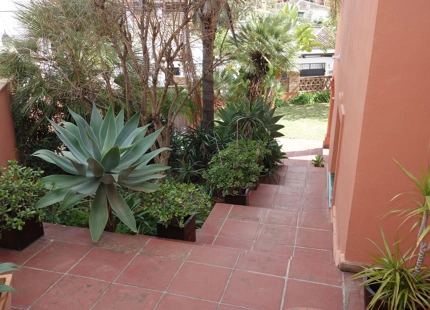 Villa en venta en Nueva Andalucia, Marbella
