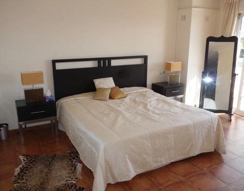 Villa for sale in Nueva Andalucia, Marbella