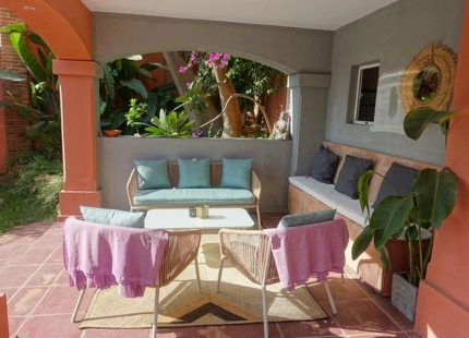 Villa en venta en Nueva Andalucia, Marbella