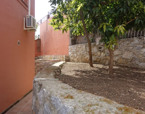 Villa for sale in Nueva Andalucia, Marbella