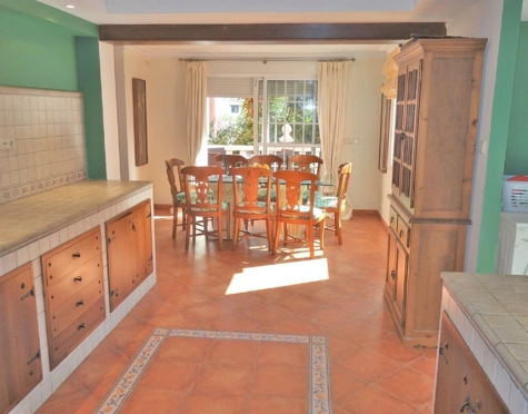 Villa for sale in Nueva Andalucia, Marbella