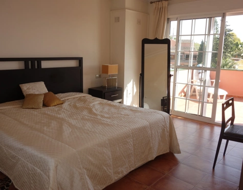 Villa for sale in Nueva Andalucia, Marbella