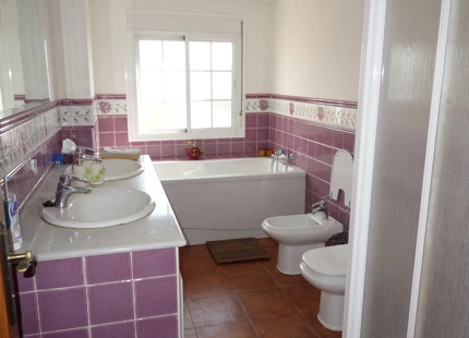 Villa en venta en Nueva Andalucia, Marbella