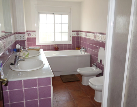 Villa for sale in Nueva Andalucia, Marbella