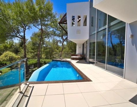 Villa for sale in Sierra Blanca, Marbella Golden Mile