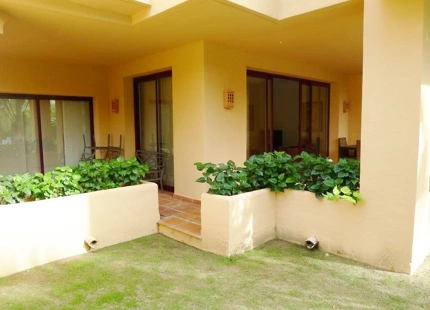 Apartamento Planta Baja en venta en San Pedro de Alcantara