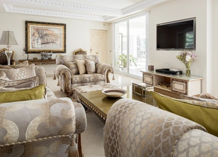 Villa en venta en El Paraiso, Estepona Este