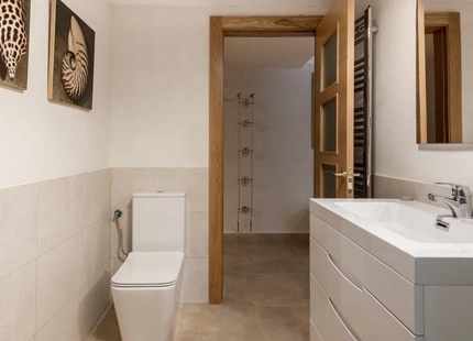 Villa en venta en El Paraiso, Estepona Este