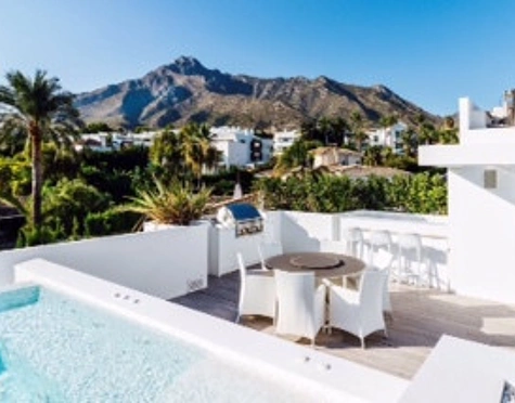 Villa en venta en Nagüeles, Marbella Golden Mile