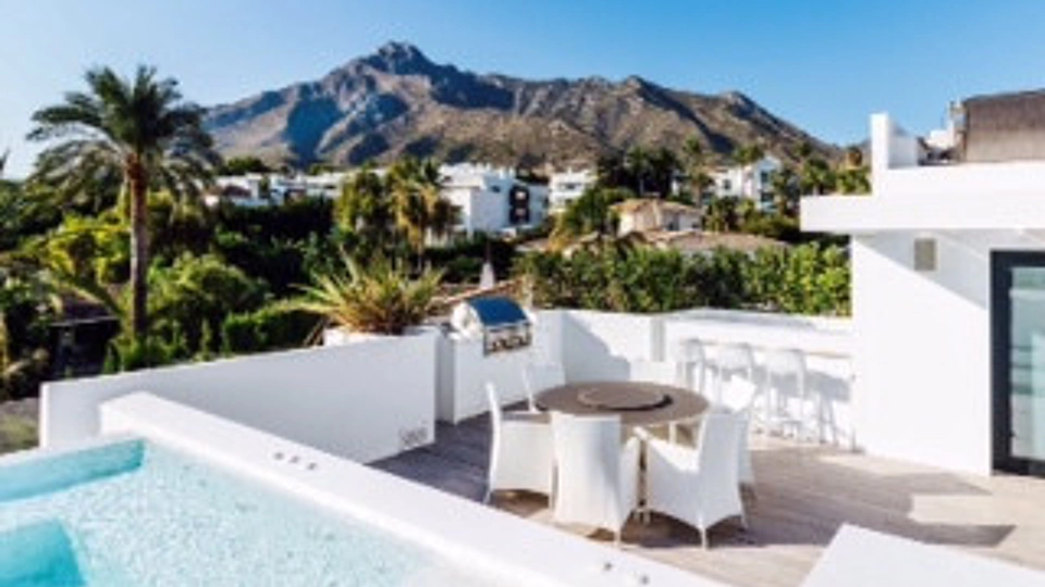 Villa en venta en Nagüeles, Marbella Golden Mile