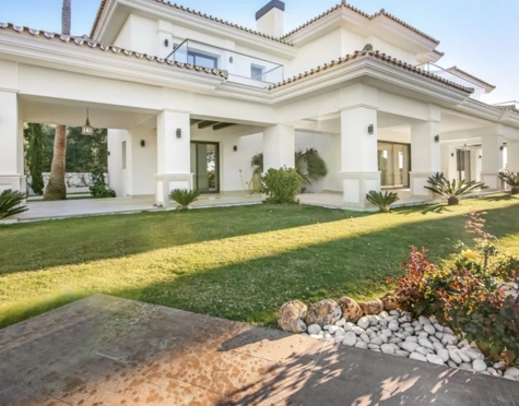 Villa en venta en Sierra Blanca, Marbella Golden Mile