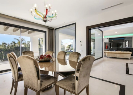 Villa en venta en Sierra Blanca, Marbella Golden Mile