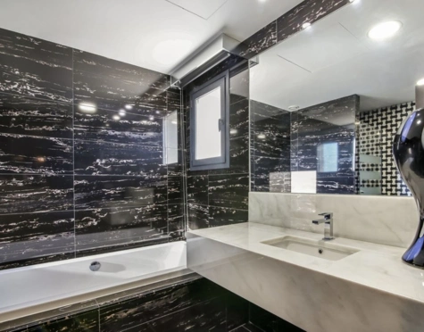 Villa en venta en Sierra Blanca, Marbella Golden Mile