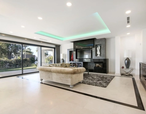 Villa en venta en Sierra Blanca, Marbella Golden Mile
