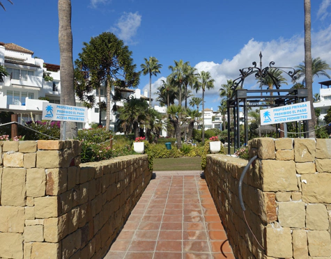 Apartamento Planta Baja en alquiler a corta temporada en Alcazaba Beach, Estepona East
