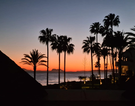 Apartamento Planta Baja en alquiler a corta temporada en Alcazaba Beach, Estepona East